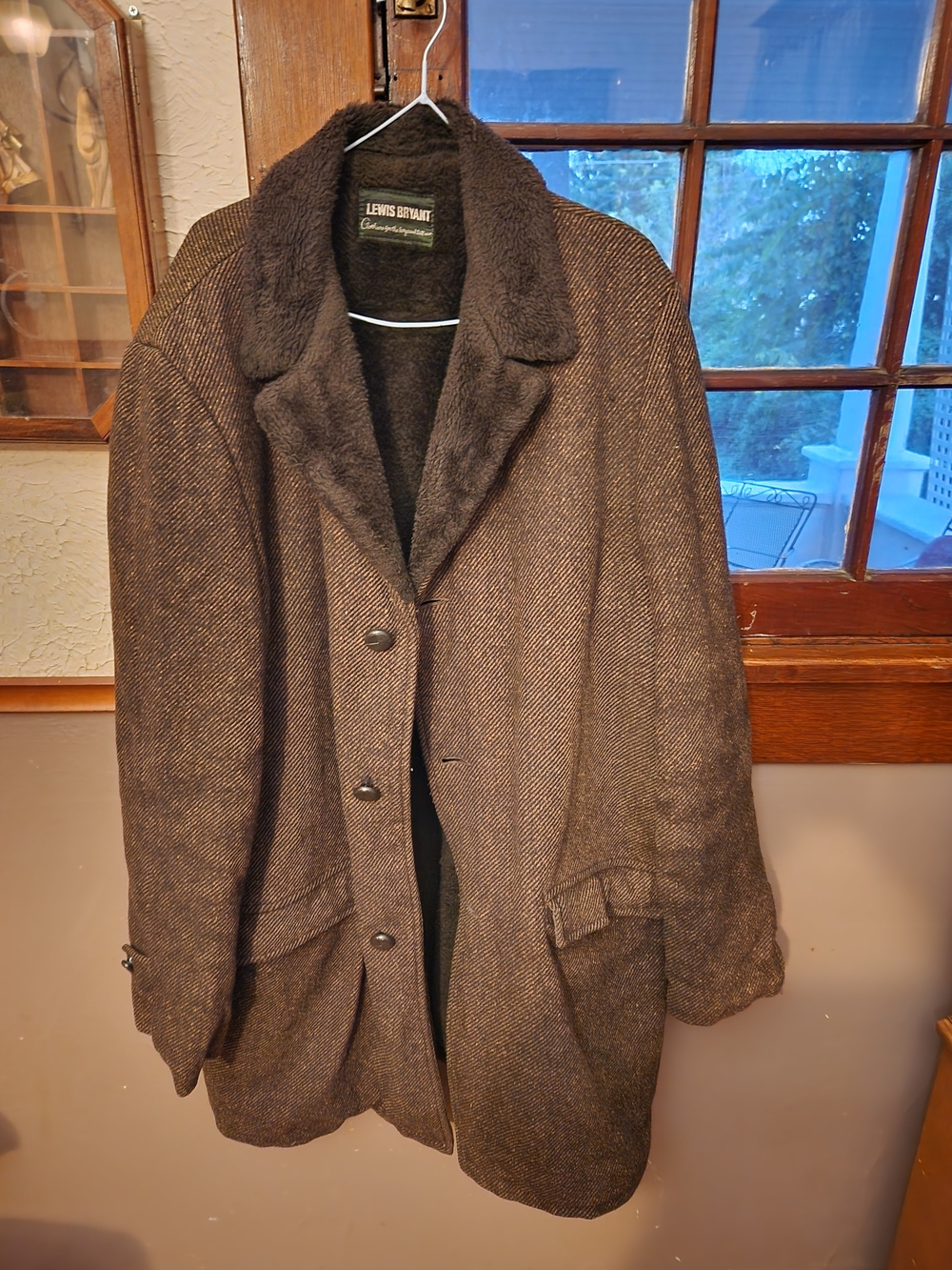 Brown Herringbone Trench Coat with Plush Collar